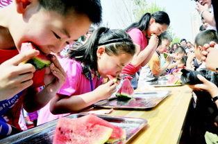 南街吃瓜大赛,一场全民参与的夏日狂欢盛宴